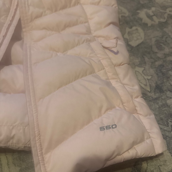 The North Face 550 fill light pink womens puffer vest size small - Picture 2 of 8